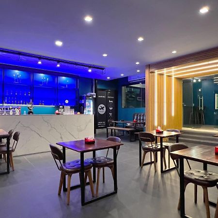 Airport Mini Hostel At Don Muang Airport Bangkok Buitenkant foto